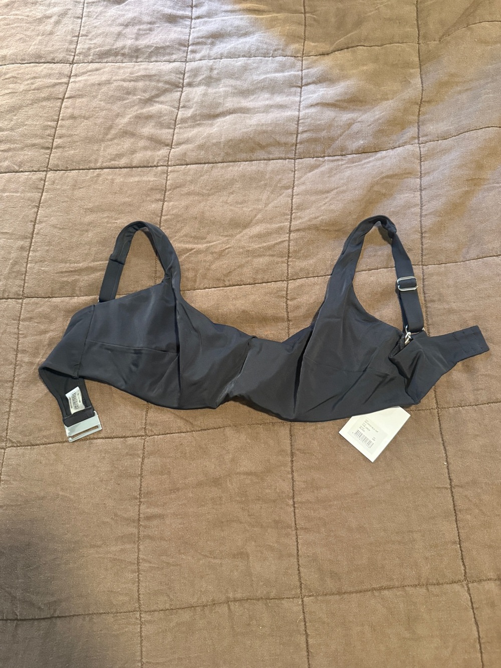 New form and fold crop swim bikini top 34F black underwire 90s $180